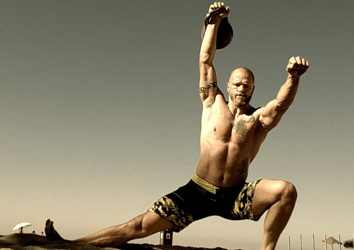 homem kettlebell