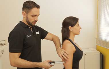 rafael figueiredo personal trainer avaliação física Adipômetro