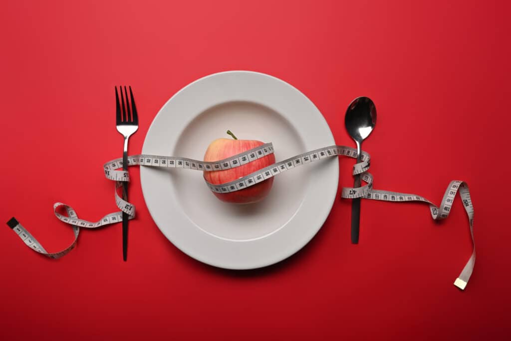 dietas da moda passar fome para emagrecer