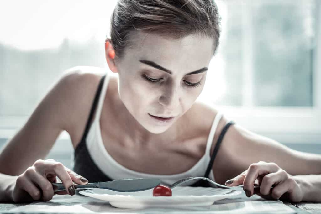 dietas da moda passar fome para emagrecer