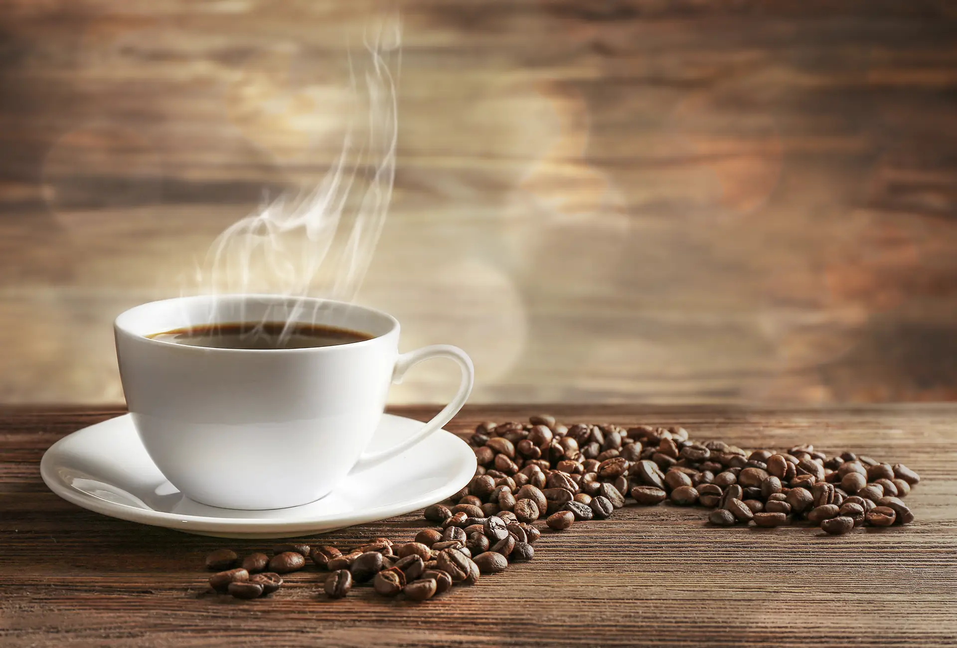 cafe grãos e xicara