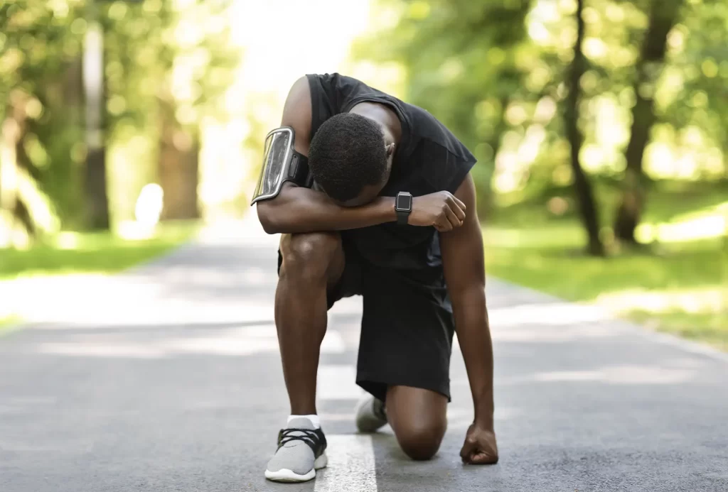 homem cansado treino