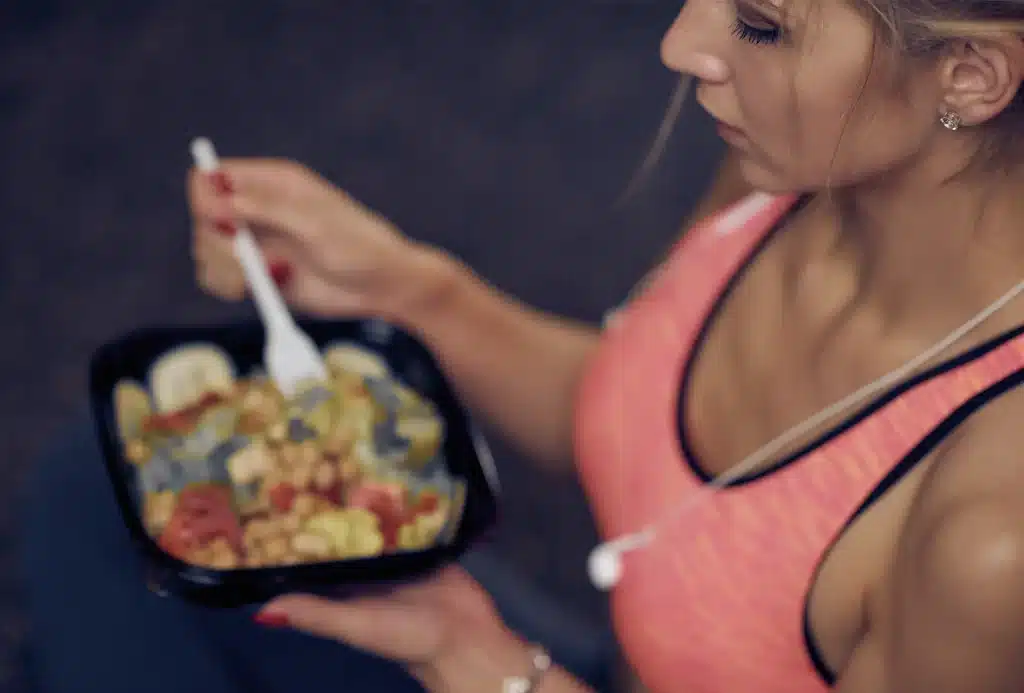 Alimentação para Hipertrofia mulher almoço