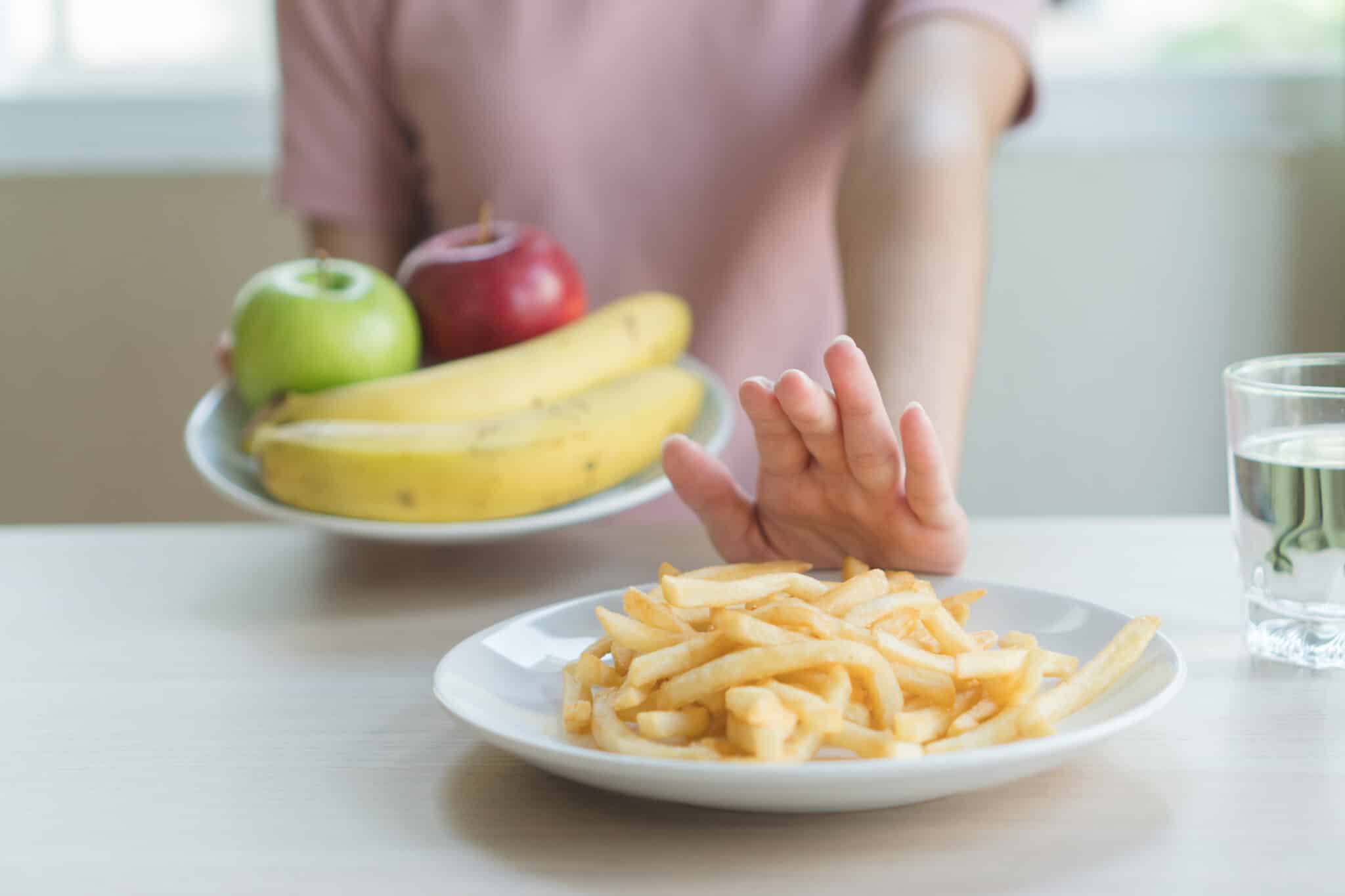 alimentos a evitar antes do treino batata frita troque por comida saudável